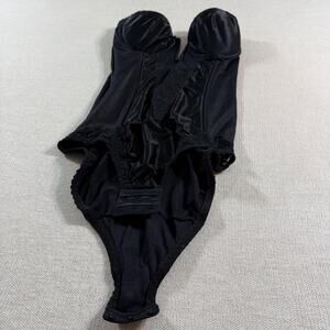 Vintage Smooth Advantage by Smoothie Bodysuit Shaper Black Lace 34B Style 1475